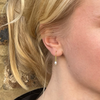 Jake Matluck 22ct Gold Pearl Drop Earrings