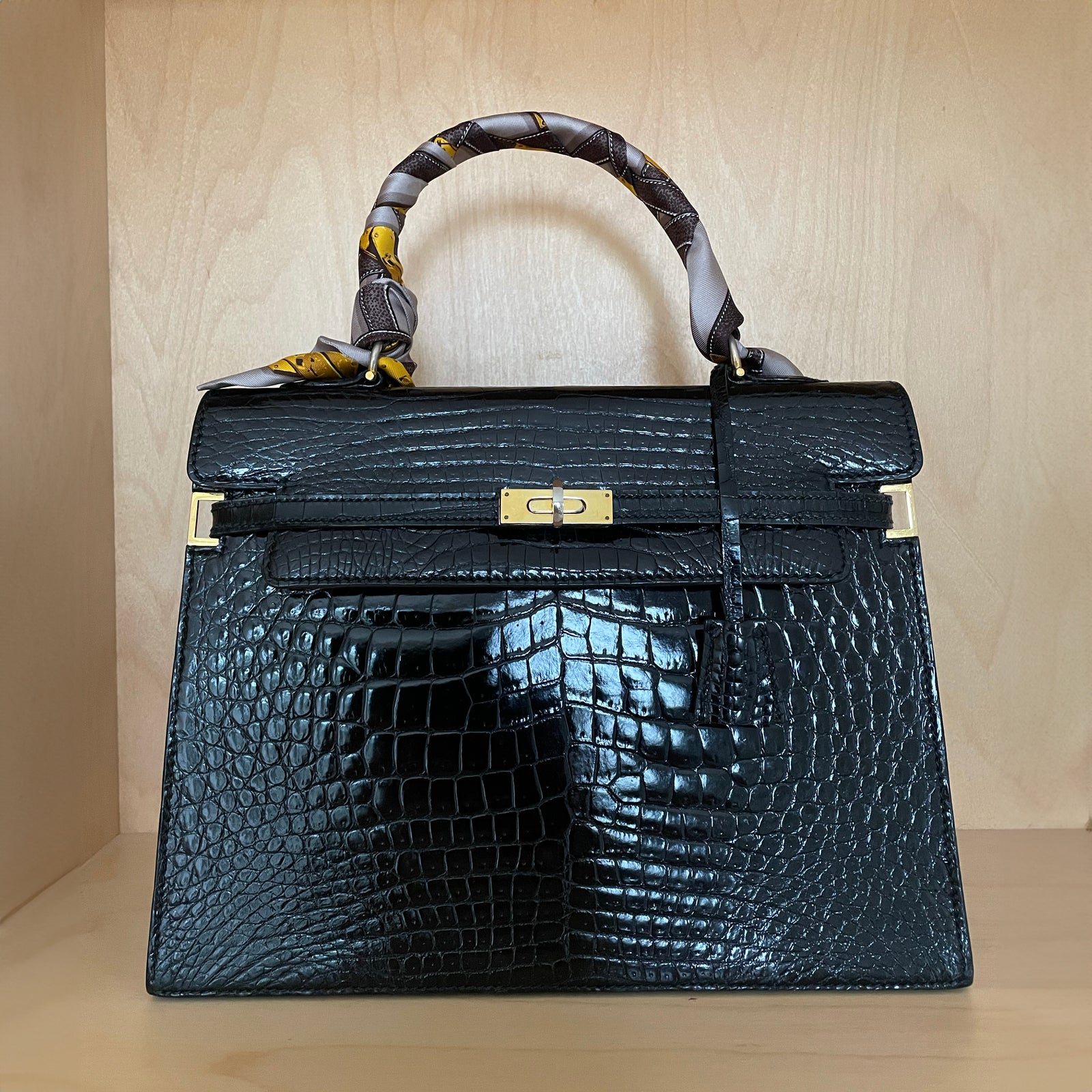Vintage Morabito Niloticus Crocodile Kelly / Scala Bag 28cm