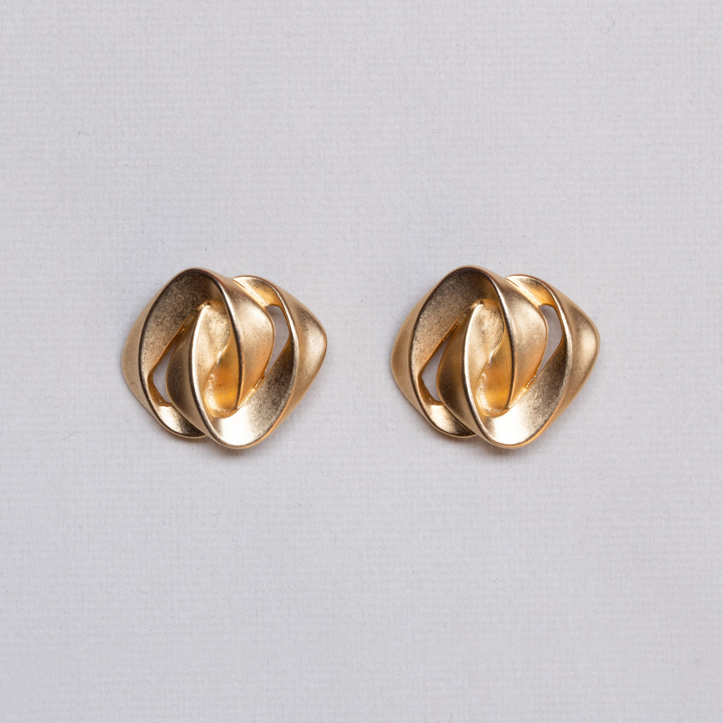 Vintage Gold Tone Clip-on Earrings