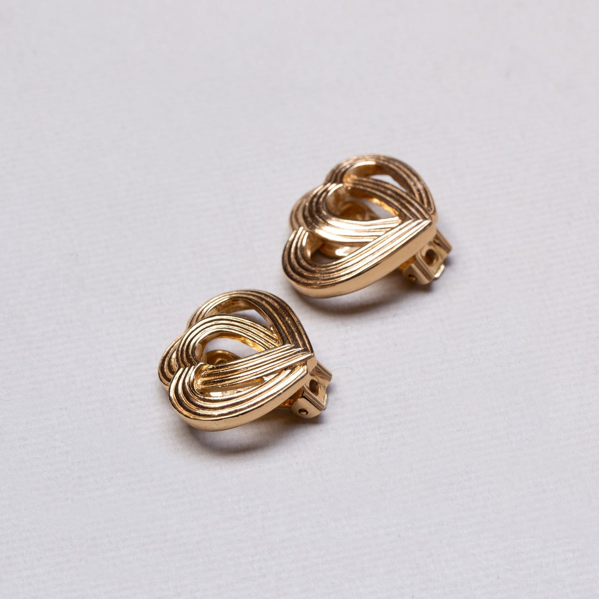 Vintage Christian Dior Lined Gold Heart Clip-on Earrings
