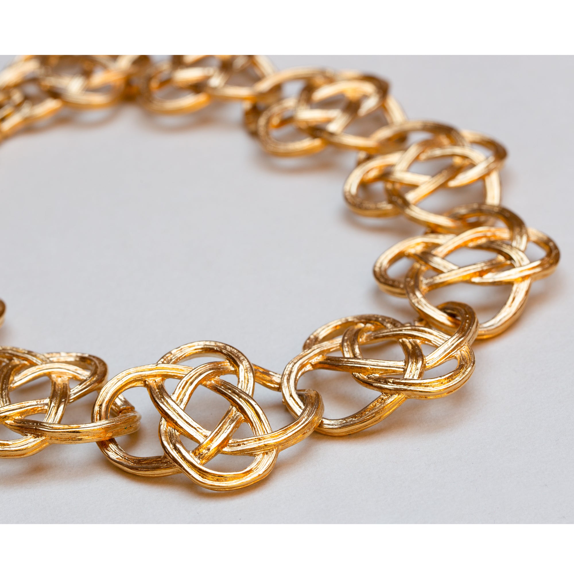 Vintage Givenchy Gold Mizuhiki Knot Chain Choker Necklace