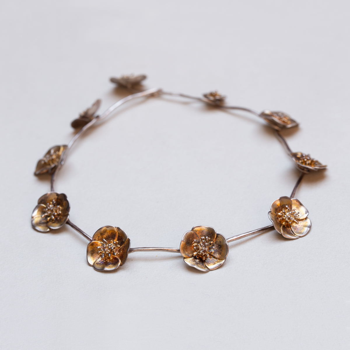 daisy bracelet