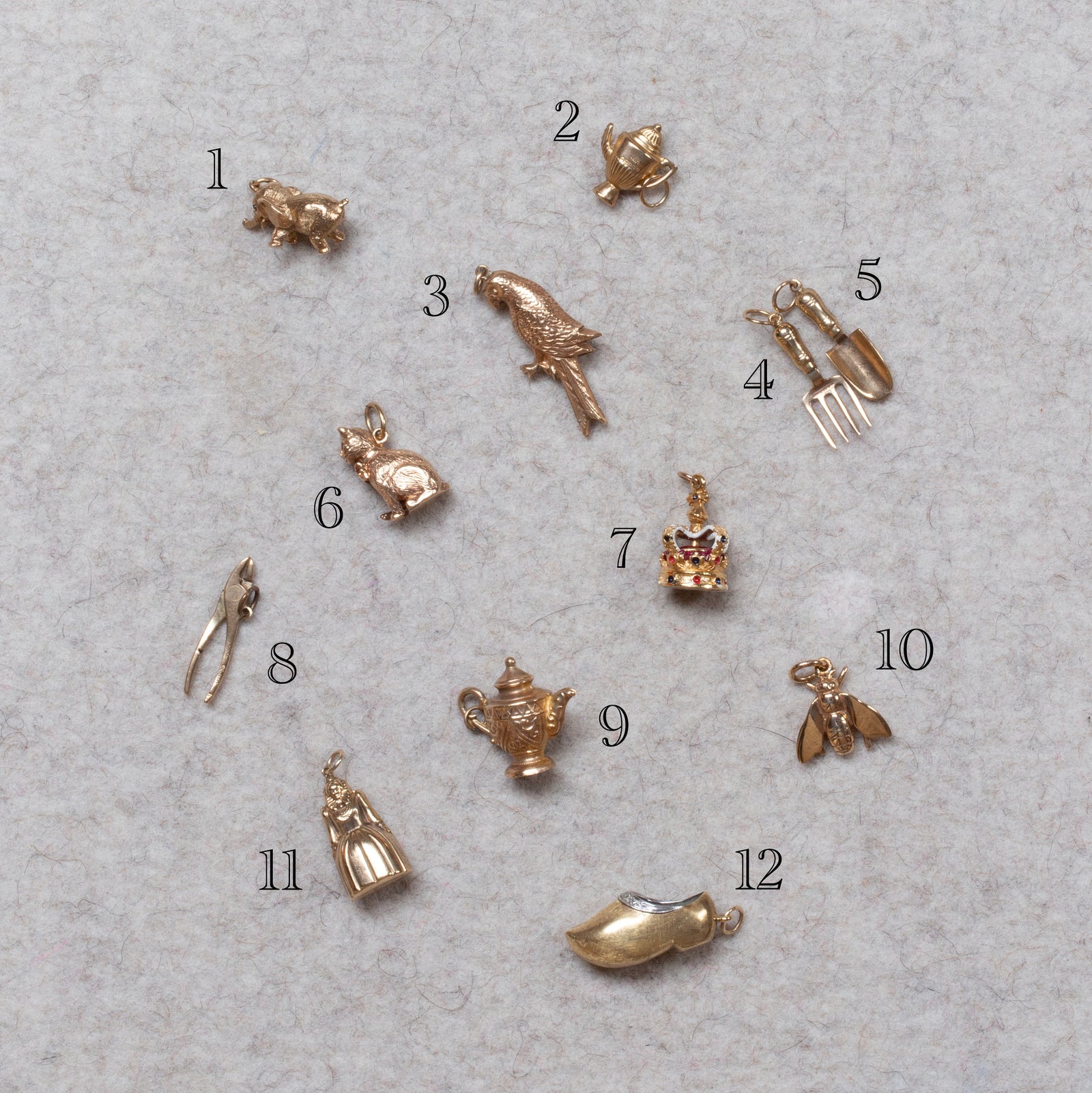 Vintage 9ct Gold Pendant Charms - Pliers