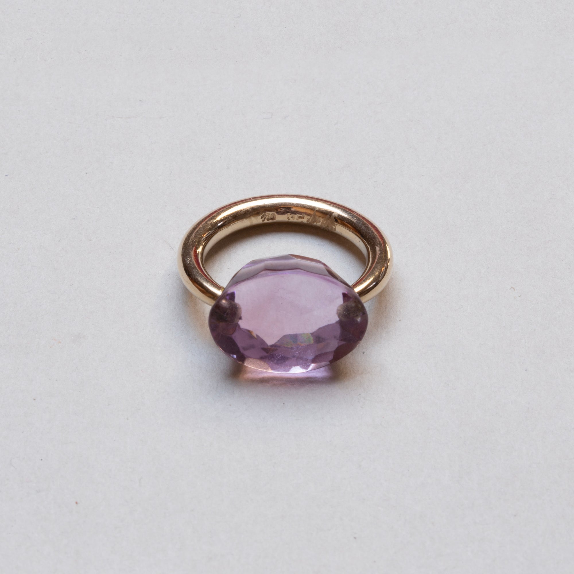 Vintage 18ct Gold Ring with Amethyst