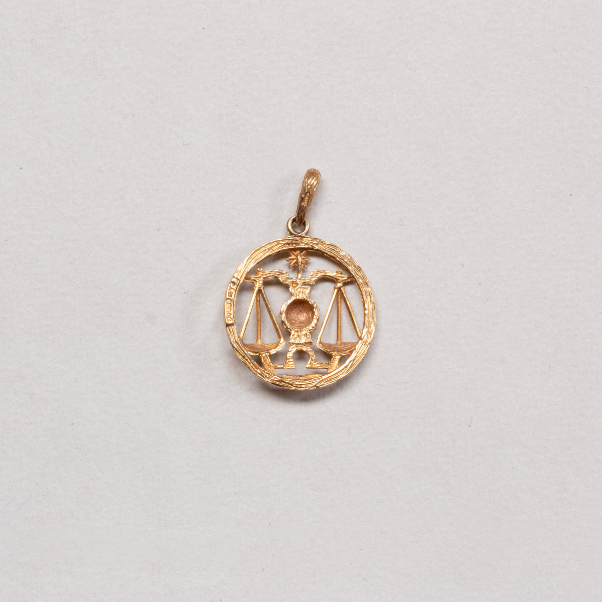 Vintage 9ct Gold Libra Charm Pendant