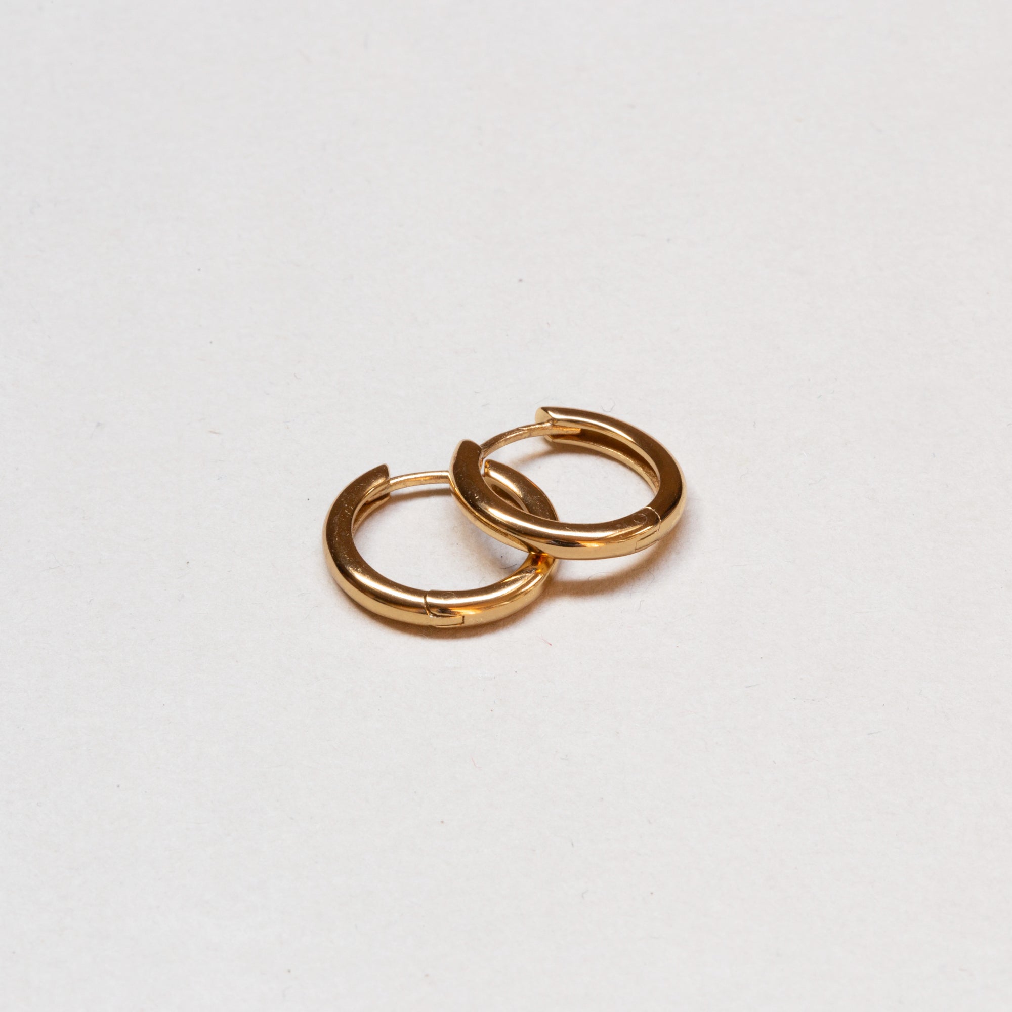 Simple Gold Huggie Hoop Earrings