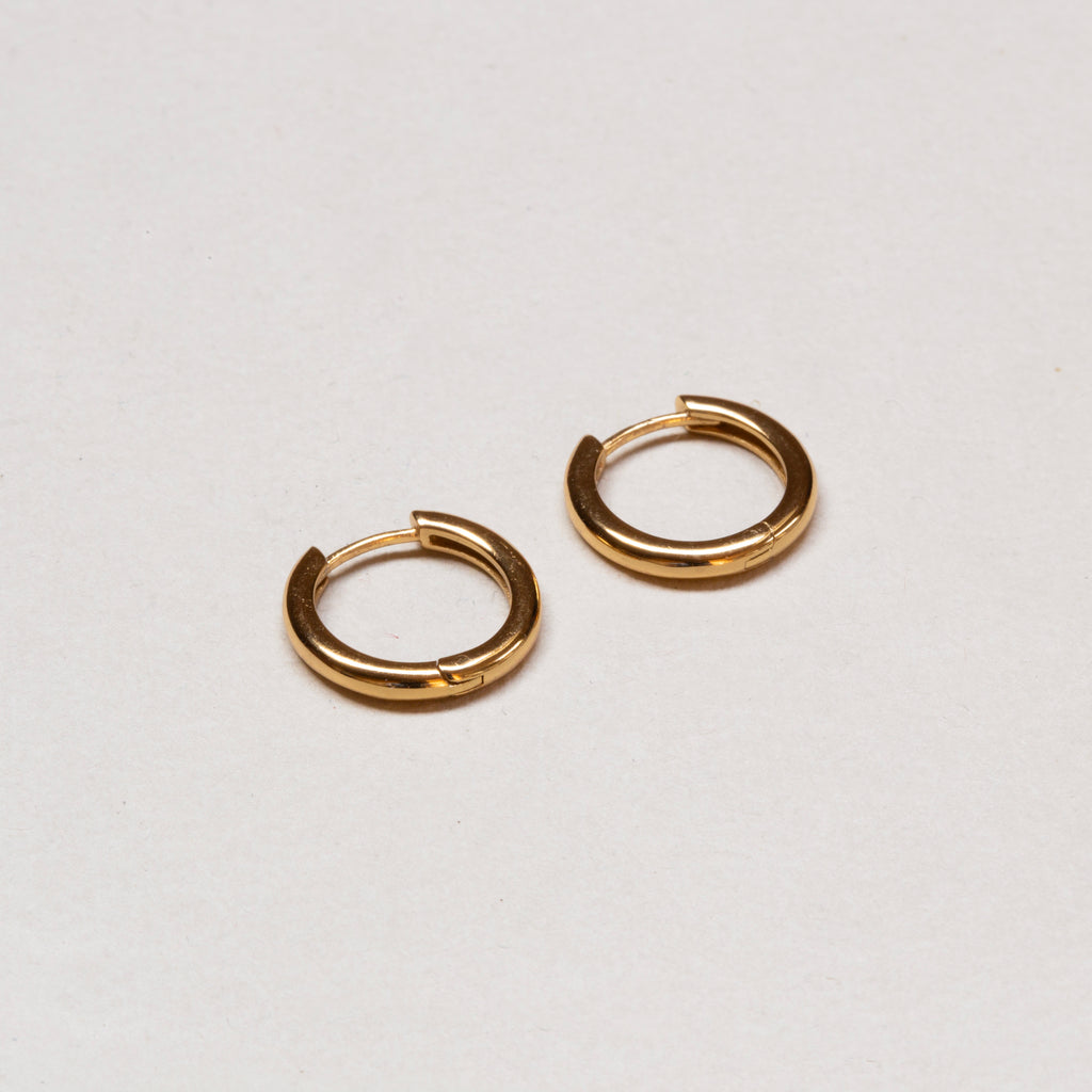 Simple Gold Huggie Hoop Earrings