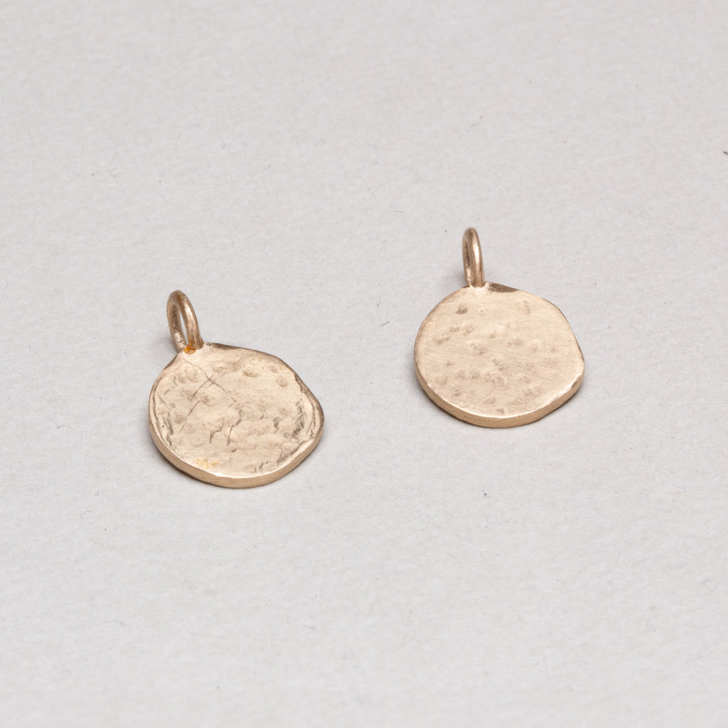 18ct Textured Gold Moon Crescent Pendant Charm
