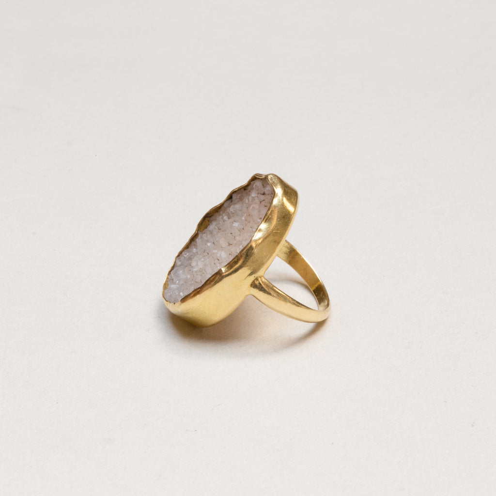 Vintage 18ct Gold Qaurtz Ring