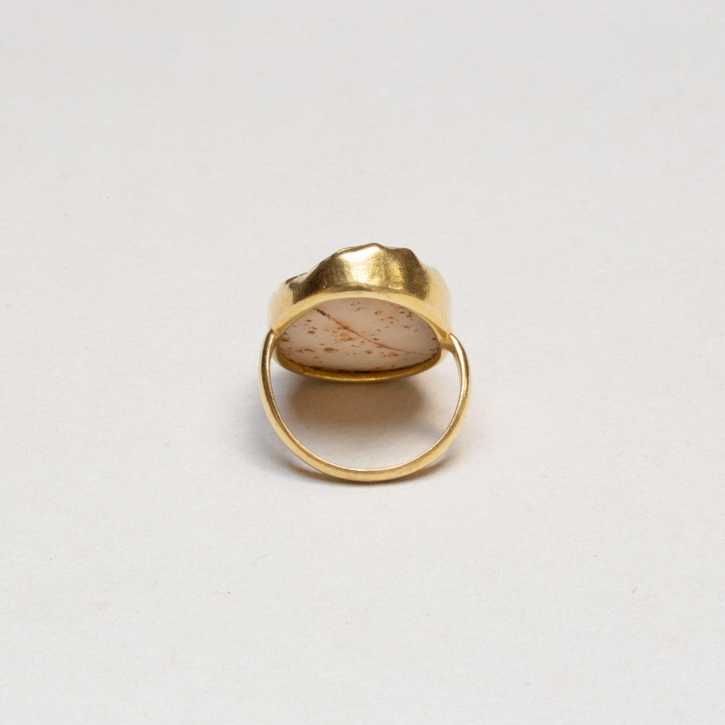 Vintage 18ct Gold Qaurtz Ring