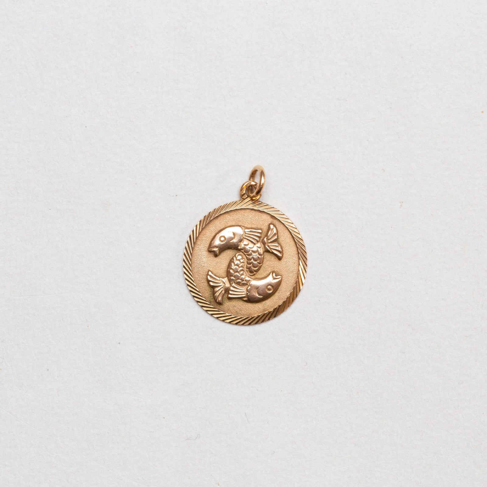 Vintage 9ct Gold Pisces Charm Pendant