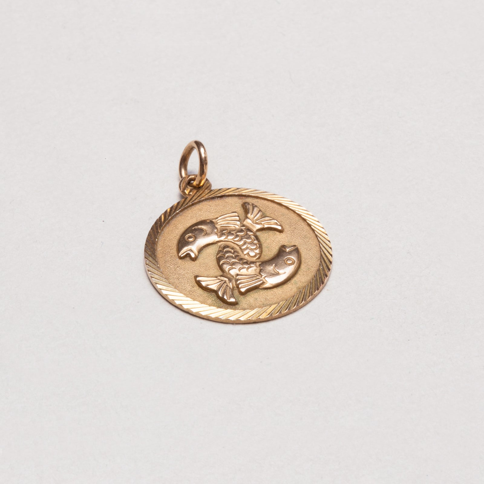 Vintage 9ct Gold Pisces Charm Pendant