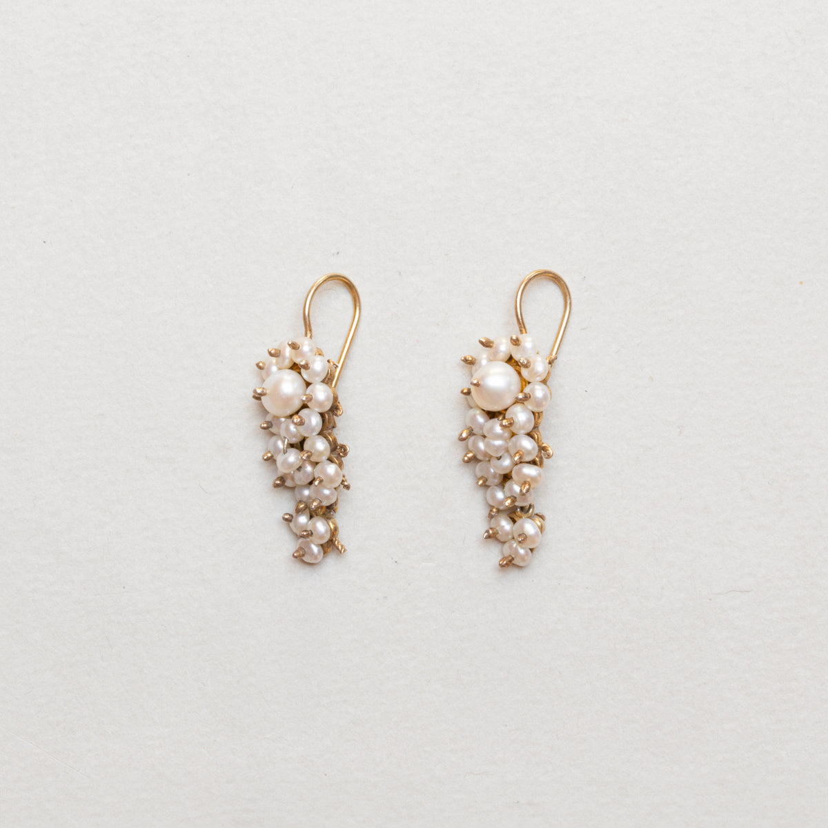 Vintage Gold Plated Wire Earrings with Pearls