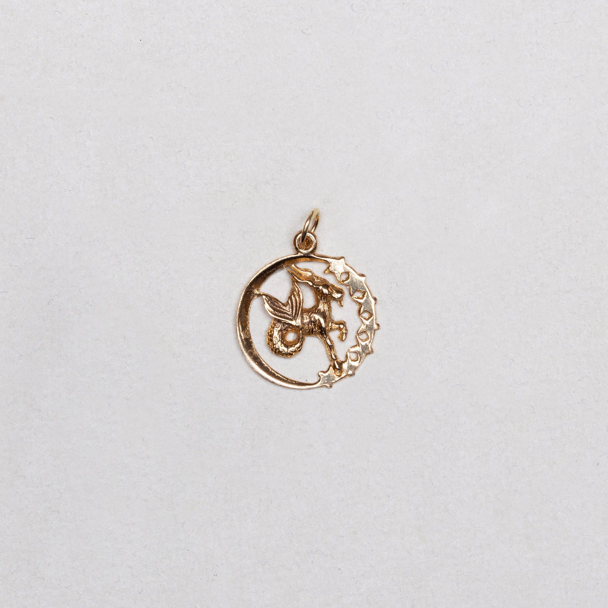 Vintage 9ct Gold Capricorn Pendant Charm with Stars