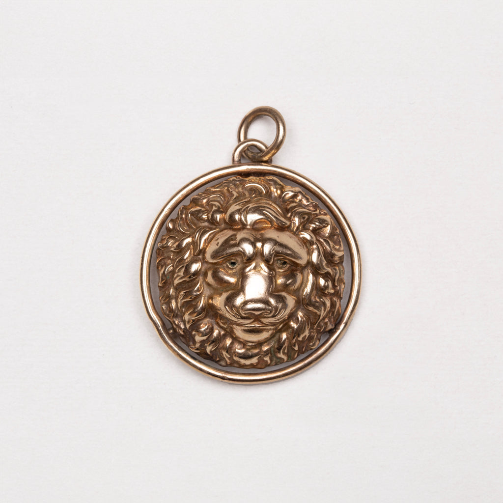Vintage 9ct Gold Leo Pendant