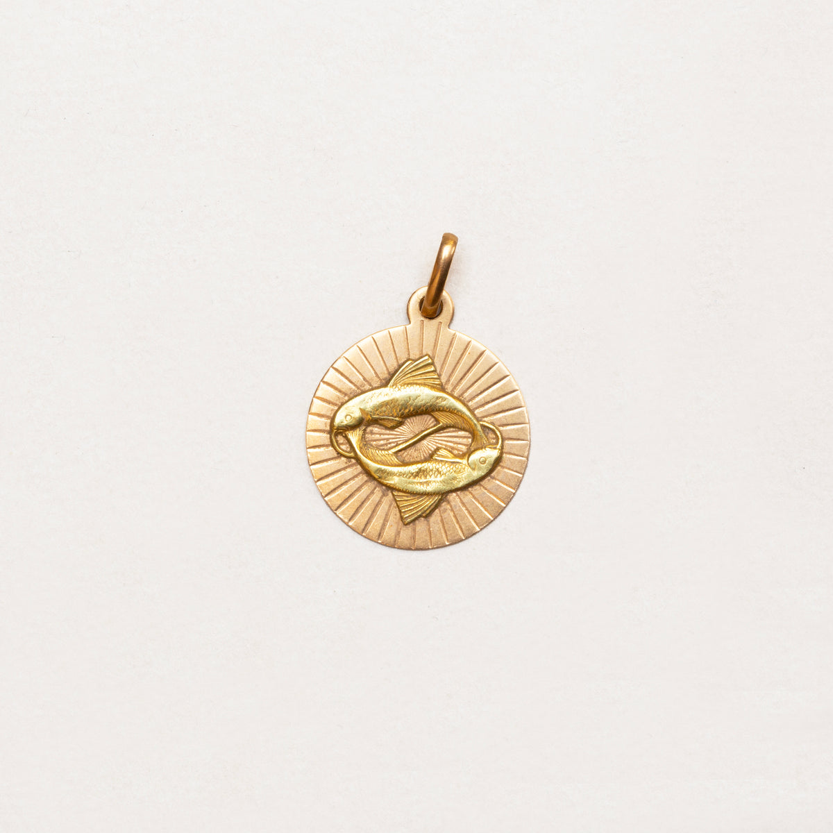 Vintage 18ct Gold Pisces Charm Pendant