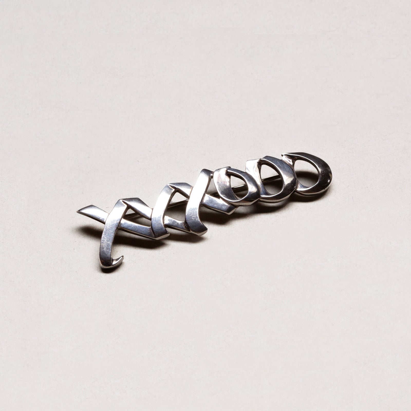 Vintage Tiffany Paloma Picasso XO Kisses & Hugs Sterling Silver Brooch