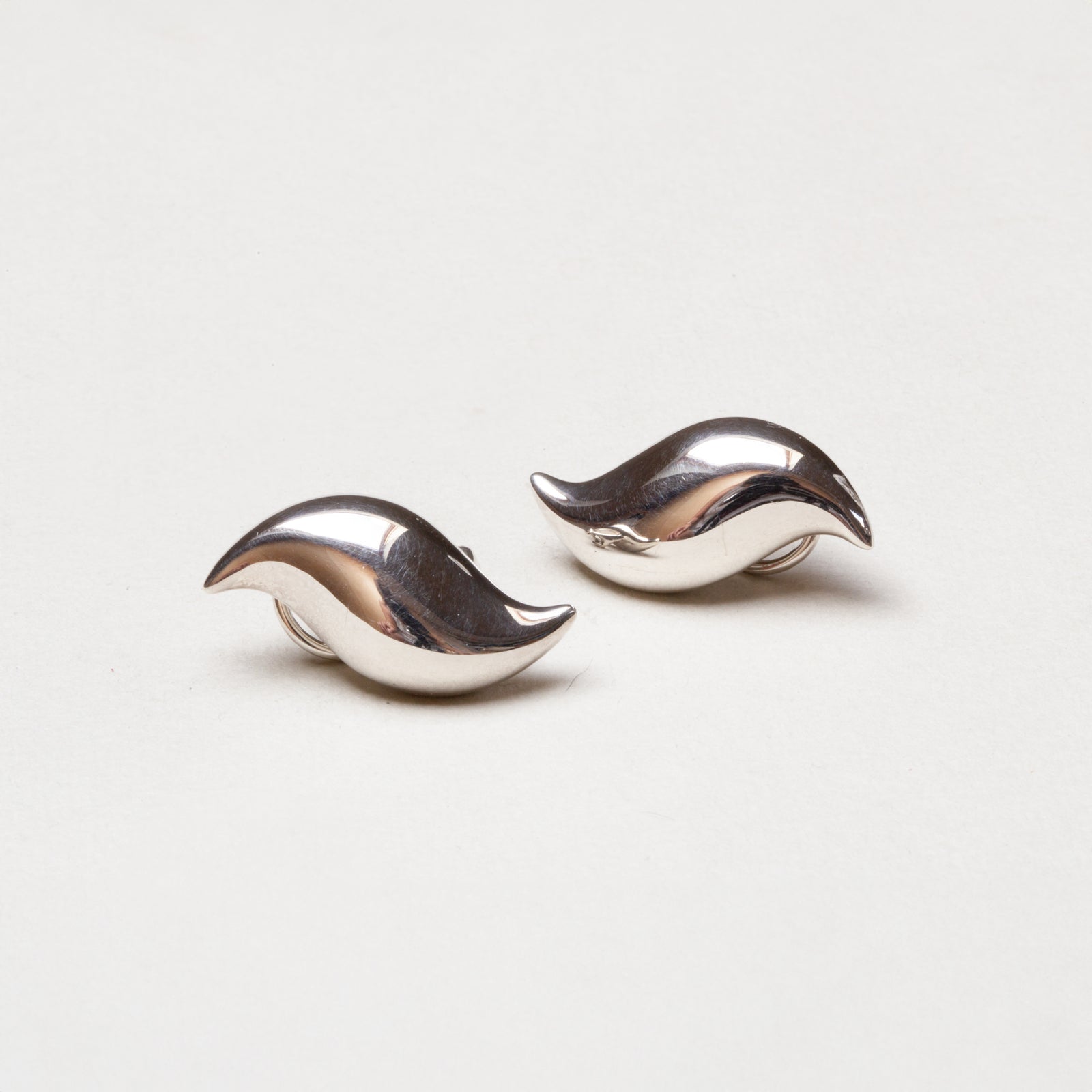 Vintage Tiffany Silver Teardrop Clip-on Earrings