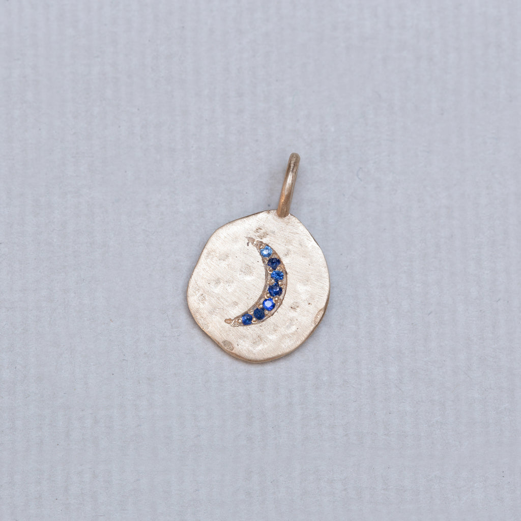 18ct Textured Gold Moon Crescent Charm with Blue Sapphire