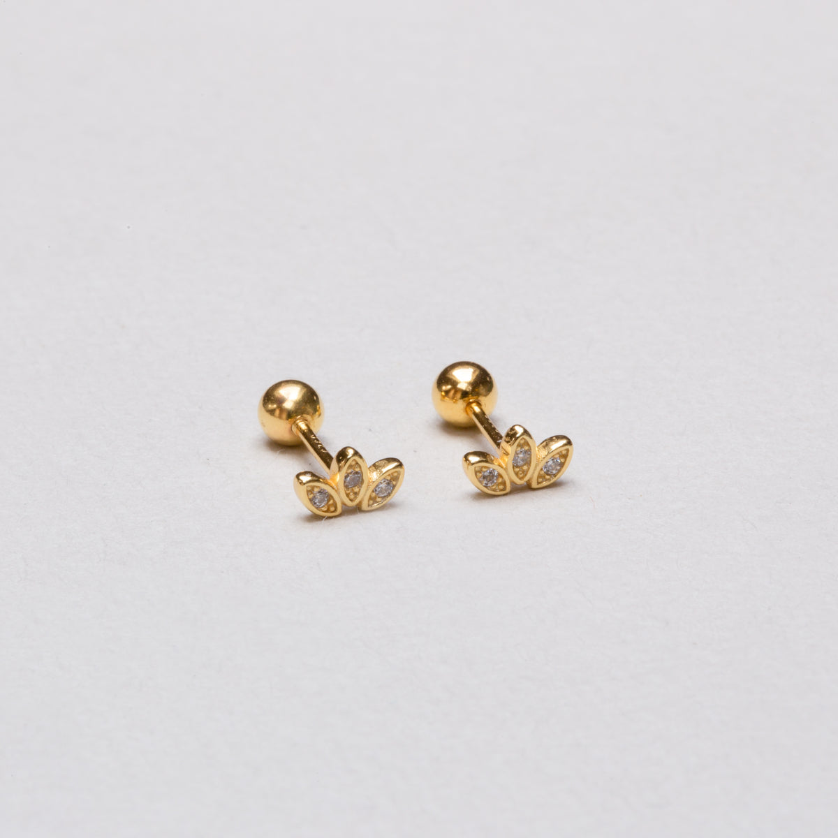 Gold-plated and Silver Petal Stud Cartilage Earring