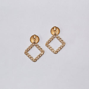 Gold Chain Square Drop Clip-on Earrings