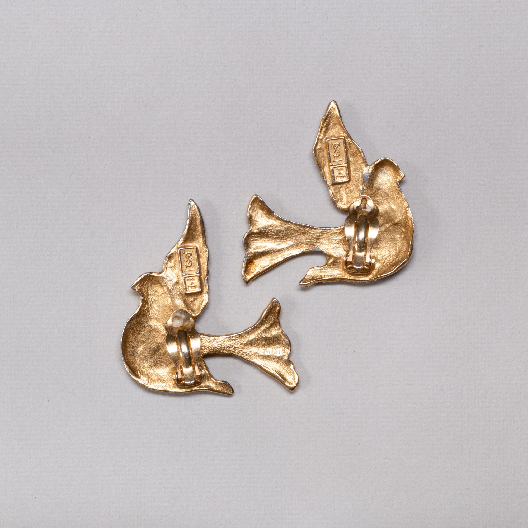 Vintage Pair of Gold Birds Brooches with Rhinestones
