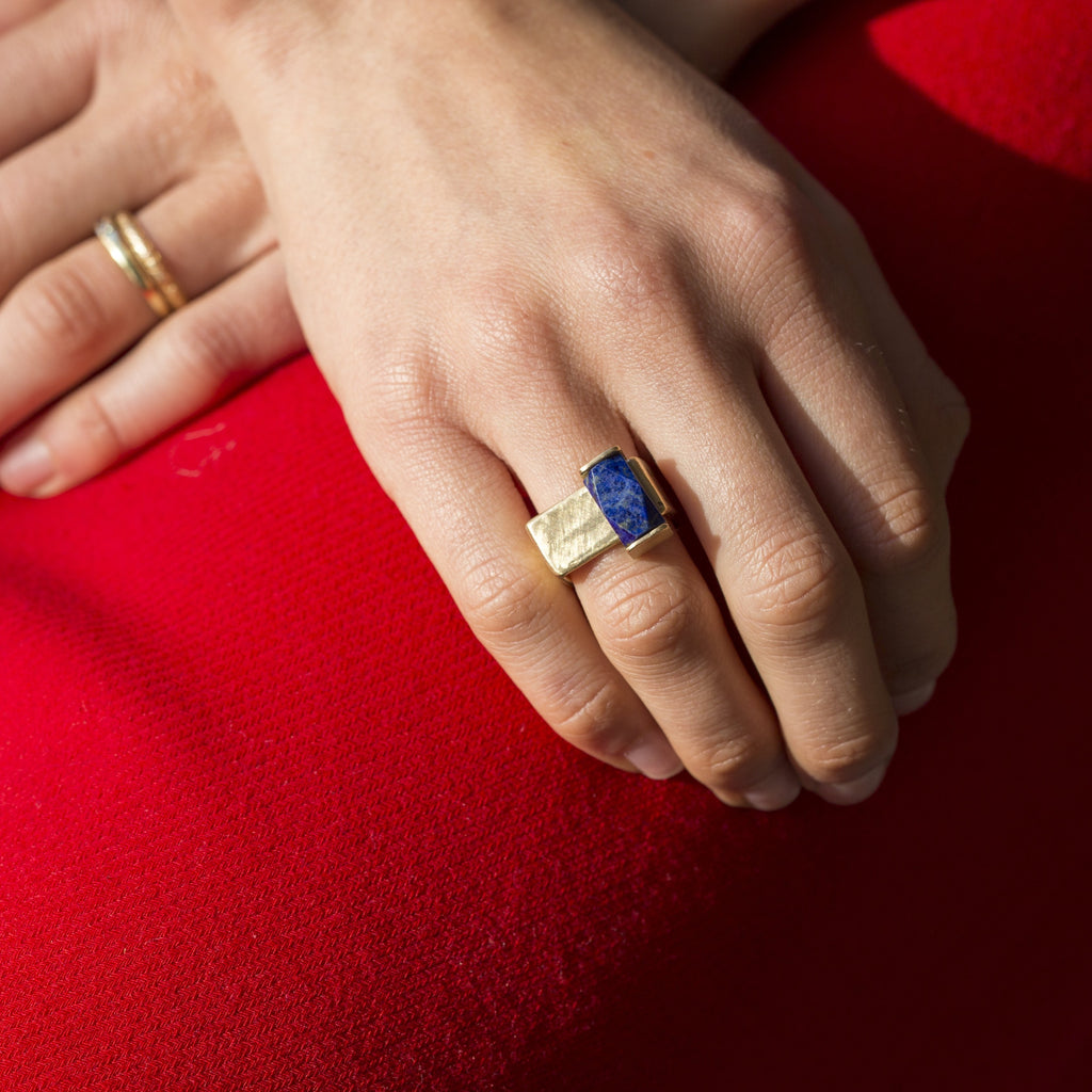 [Pre-owned] Gold Ring with Lapis Lazuli