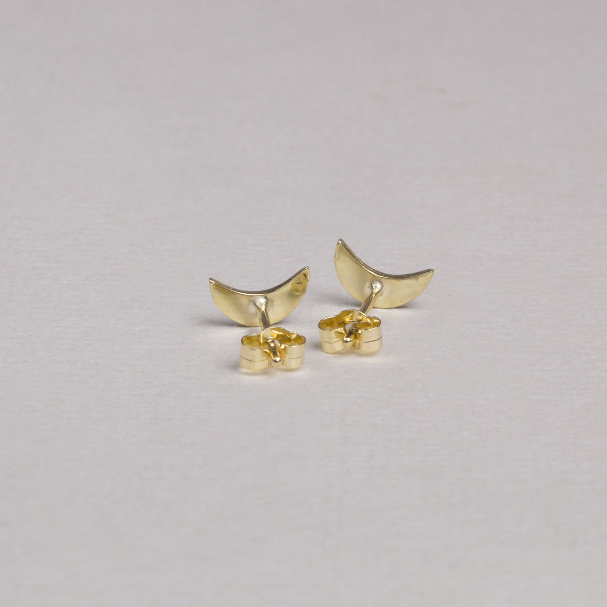 9ct Gold Crescent Studs