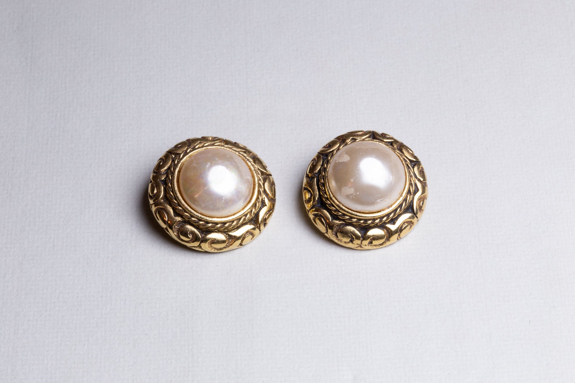 Vintage Chanel Clip-on Earrings with Pearls