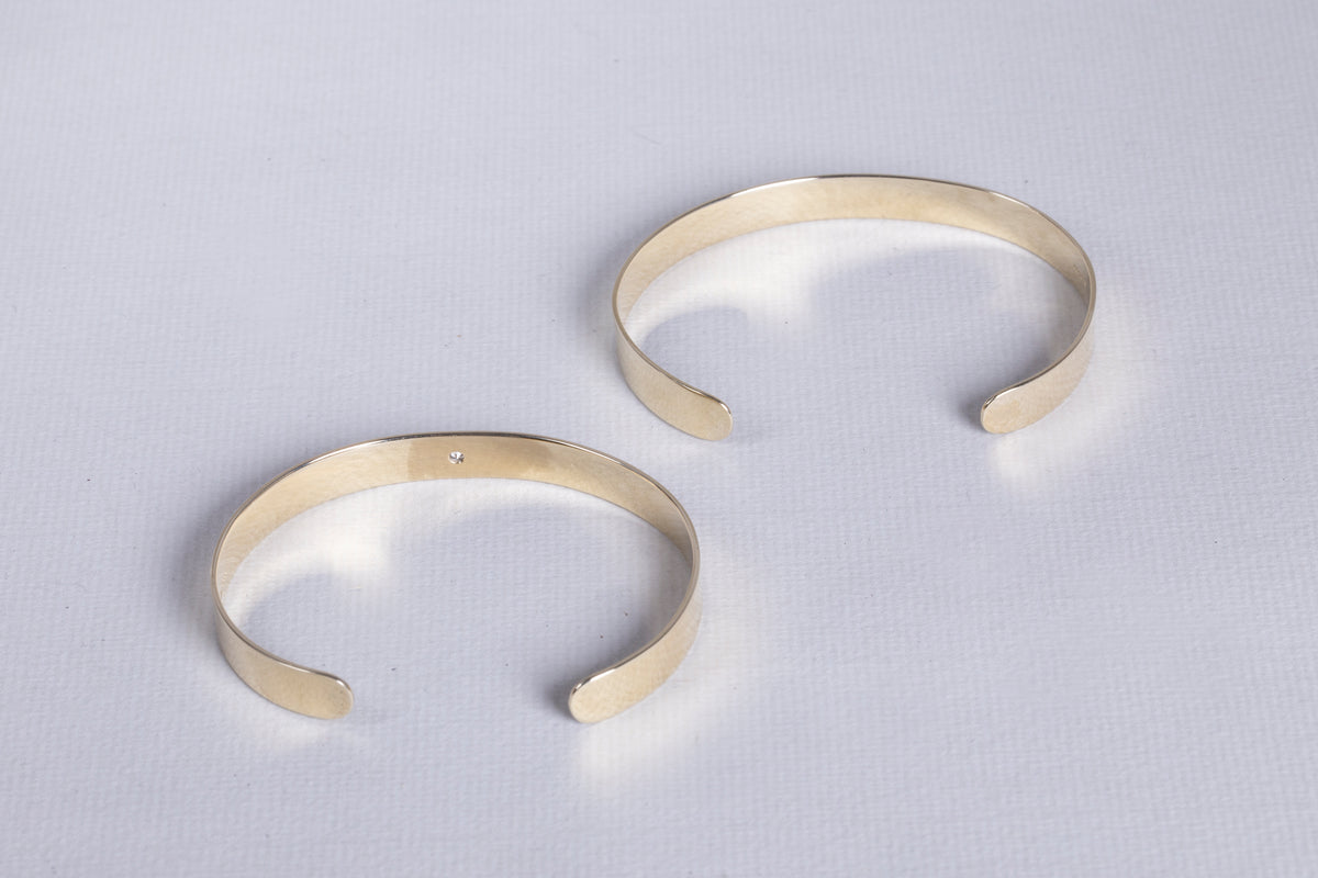 9ct Gold Open Flat Bangle Bracelet