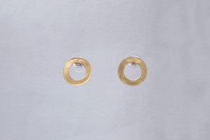 18ct Gold Single Link Stud Earrings
