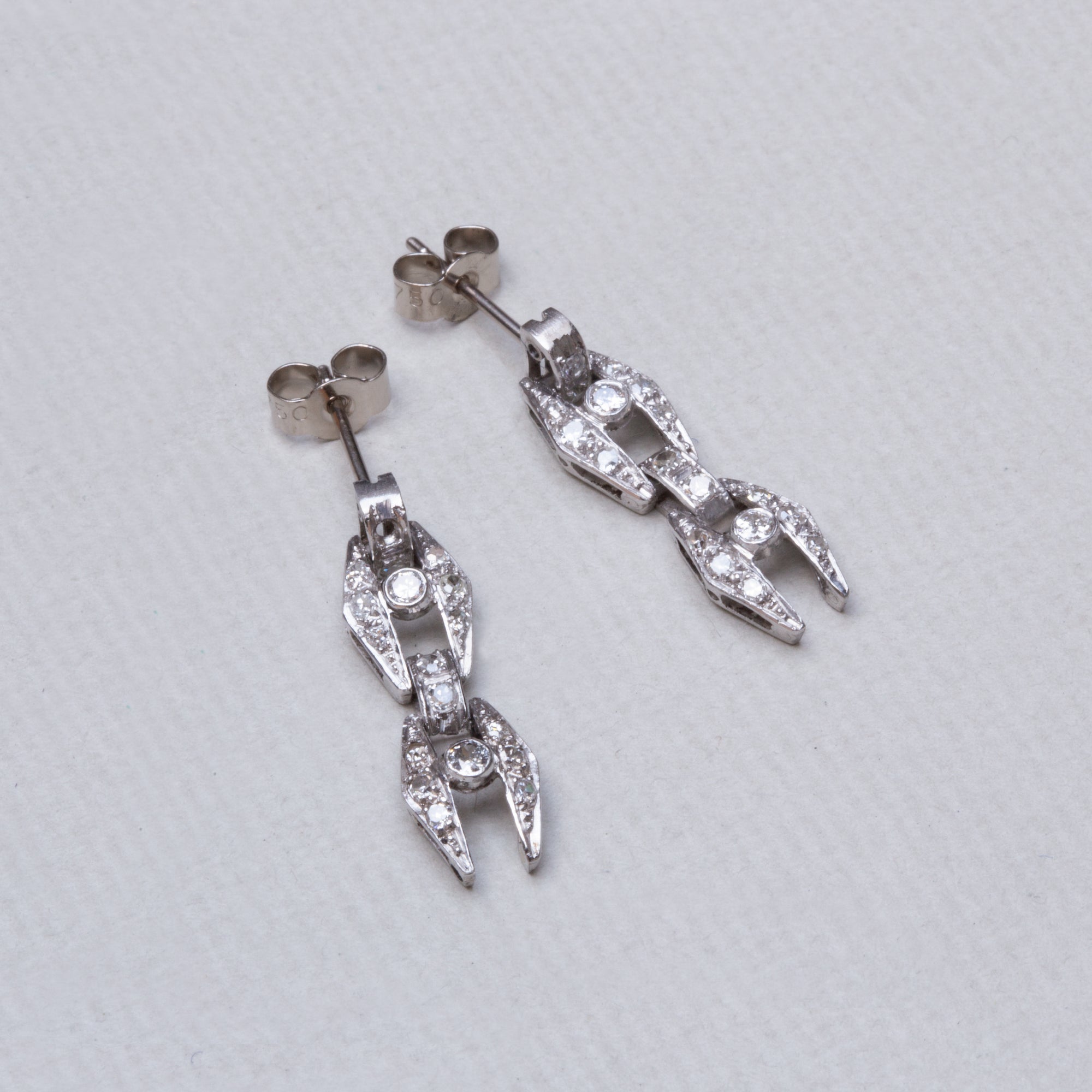 Vintage White Gold Stud Earrings with Diamonds