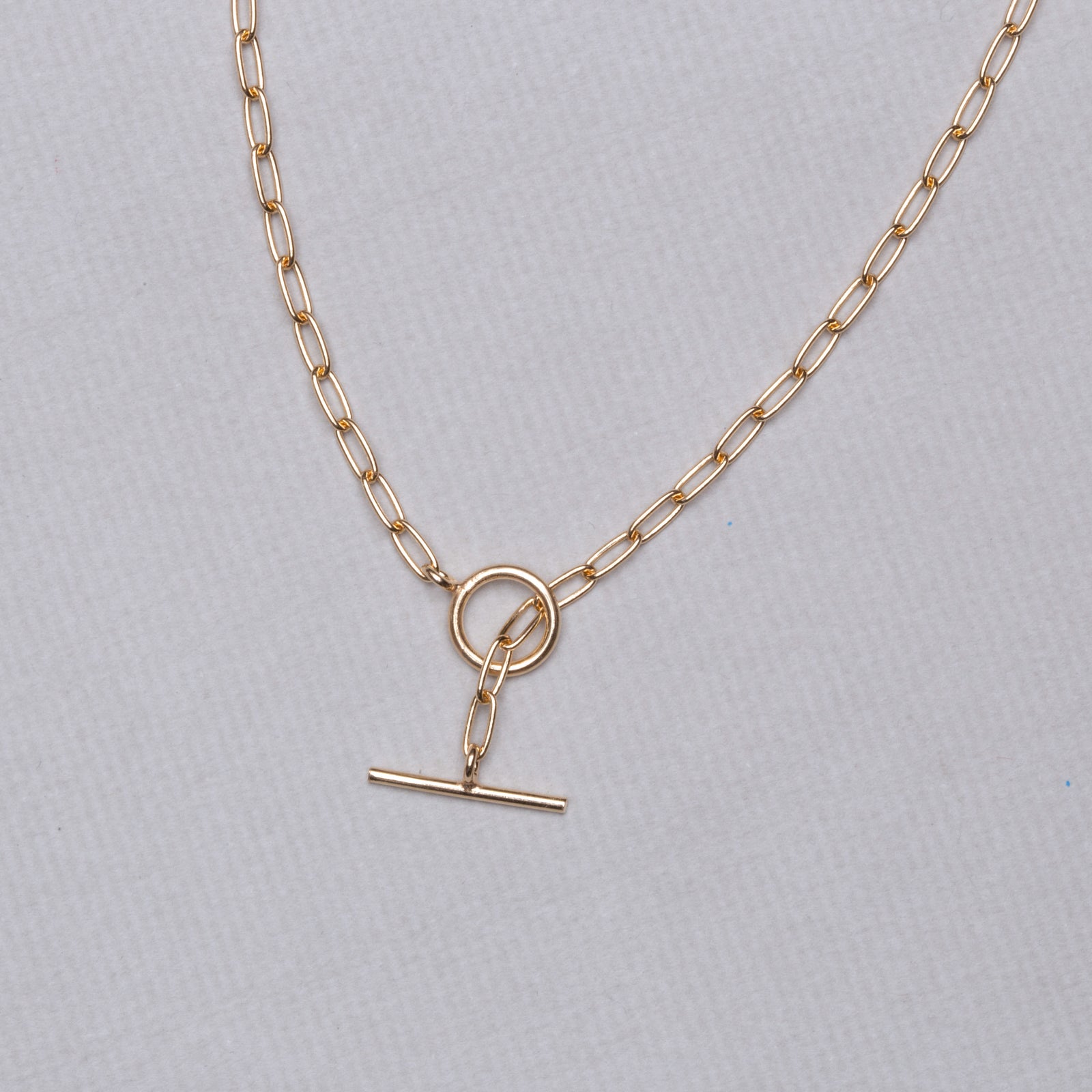 Oval Chain Necklace with T-Bar