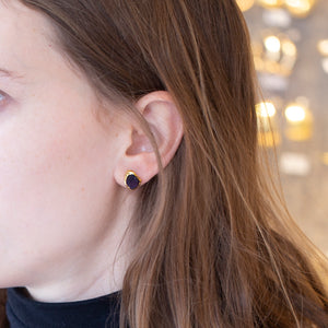 Rough Ametyst Gold Stud Earrings