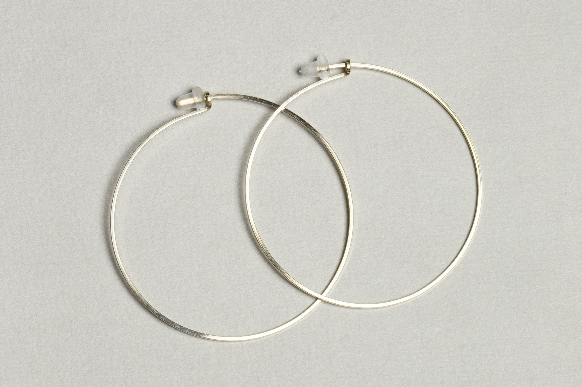 By Boe Simple Small Hoops Made of Gold-Filled Wire