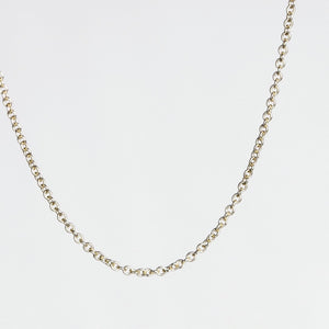 fine trace chain in yellow gold
