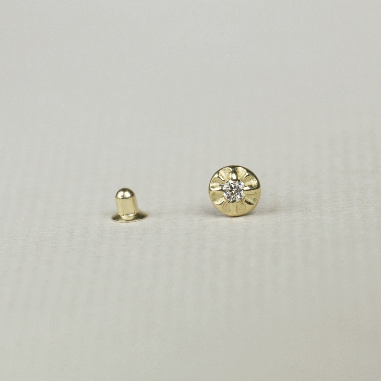 Diamond Starburst Cartilage Earring in Yellow Gold