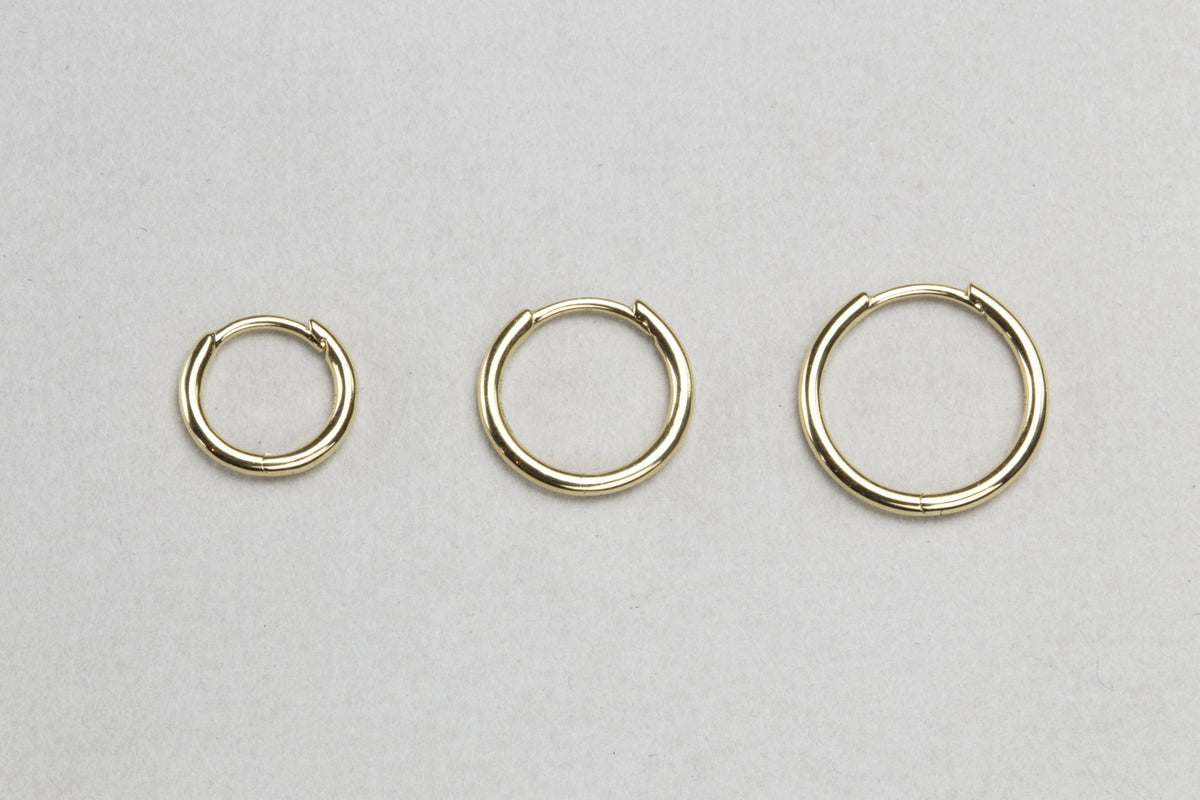 from left:  10mm, 12mm and 14mm in 18ct yellow gold